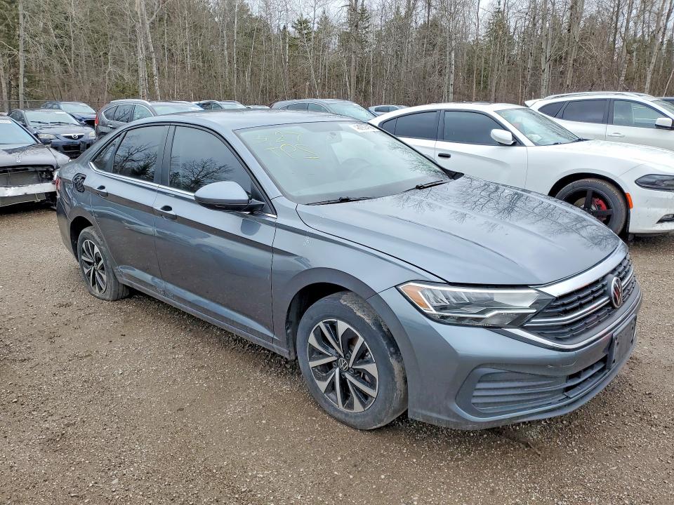3VWCM7BU5NM031806