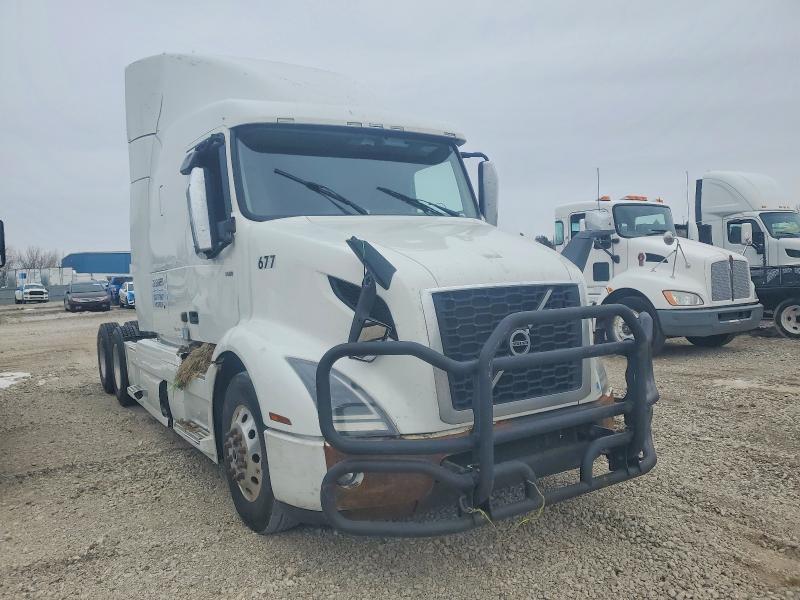 2020 VOLVO VNR — VIN 4V4WC9EH1LN219288