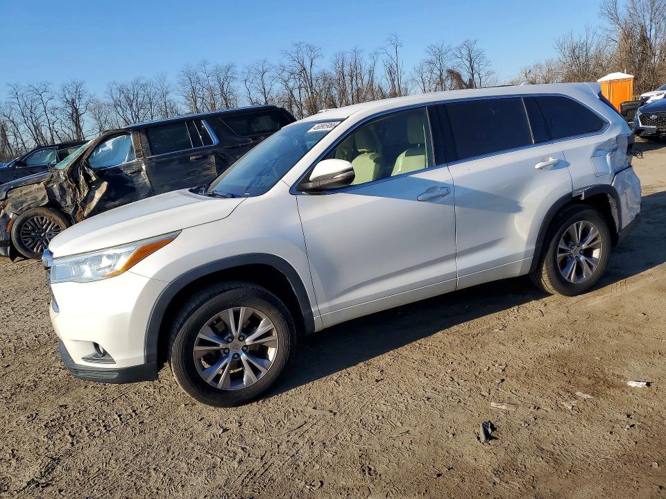 2015 TOYOTA HIGHLANDER — VIN 5TDZKRFHXFS077208