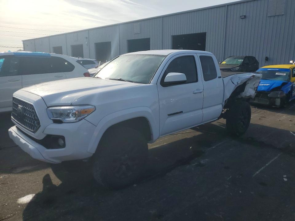 2019 TOYOTA TACOMA — VIN 5TFSZ5AN5KX196579