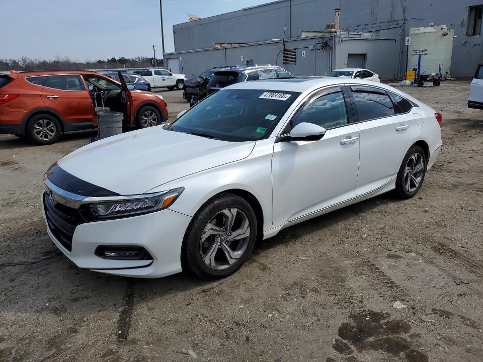 2018 HONDA ACCORD — VIN 1HGCV1F59JA126622