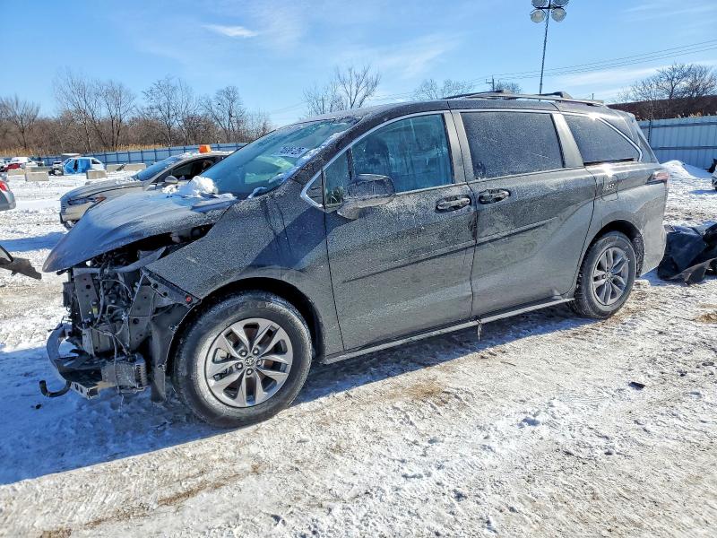 2024 TOYOTA SIENNA — VIN 5TDBSKFC6RS122498