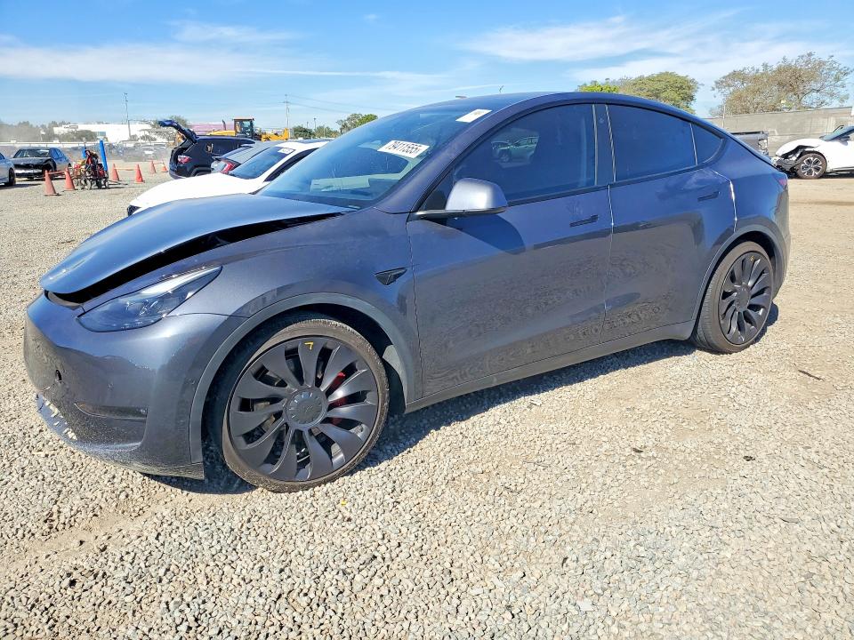 2022 TESLA MODEL Y — VIN 7SAYGDEF3NF391191