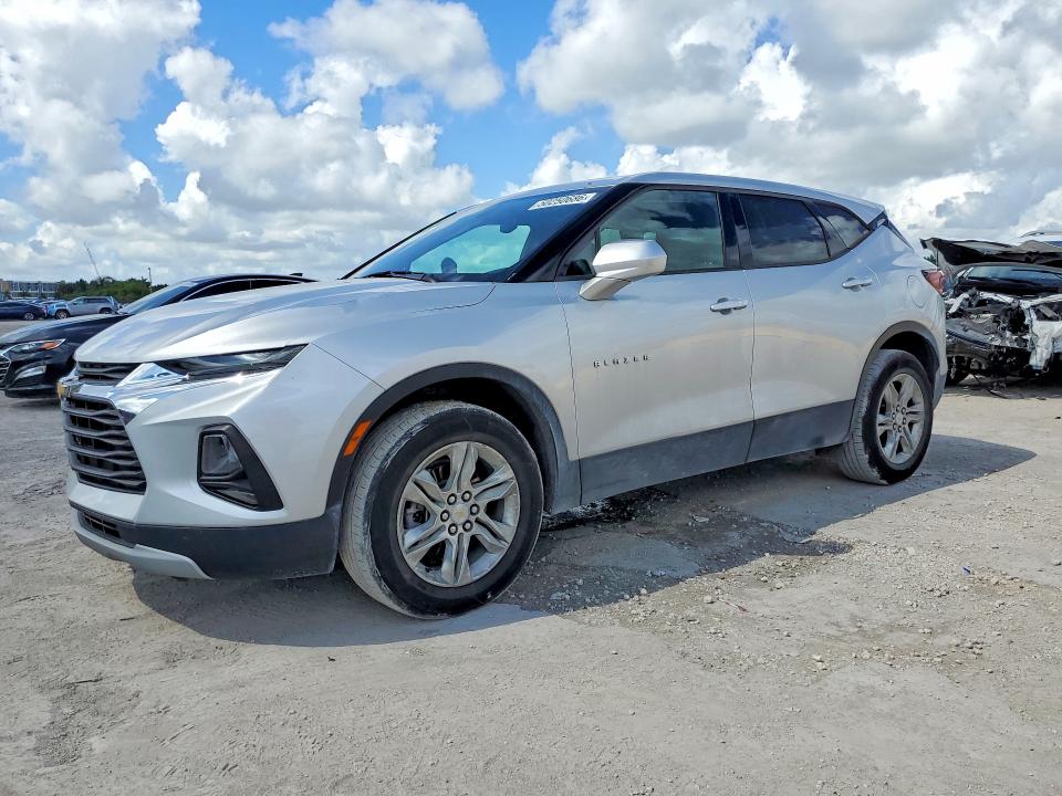 2021 CHEVROLET BLAZER — VIN 3GNKBBRA3MS561079