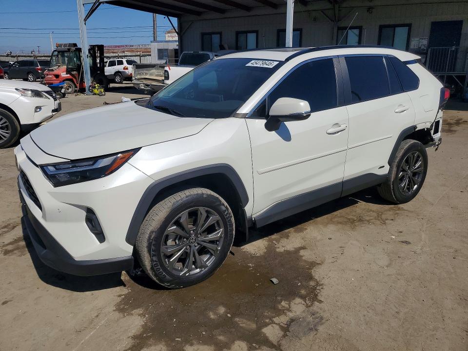 2022 TOYOTA RAV4 — VIN 4T3B6RFV7NU070273