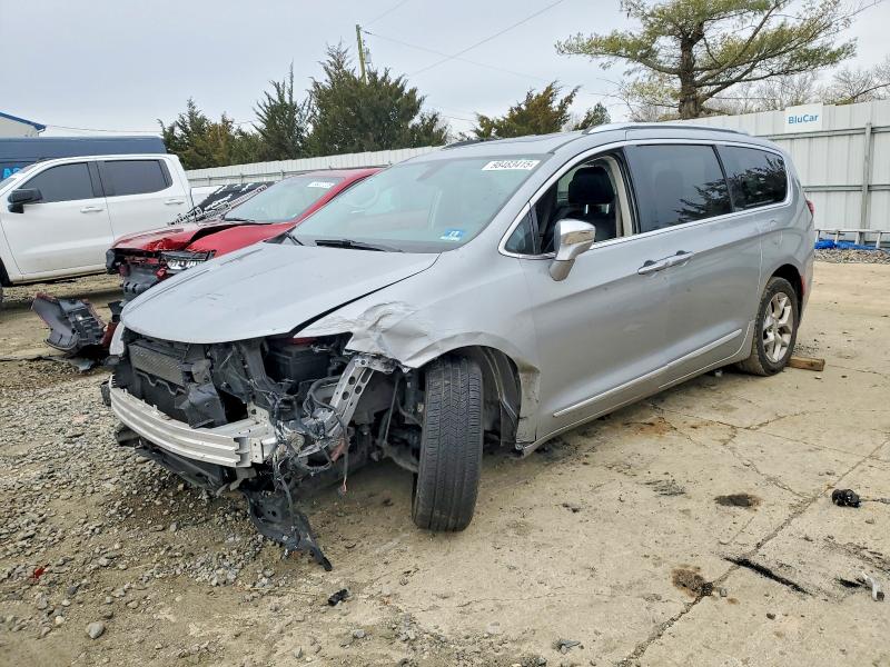 2018 CHRYSLER PACIFICA — VIN 2C4RC1GG8JR251654