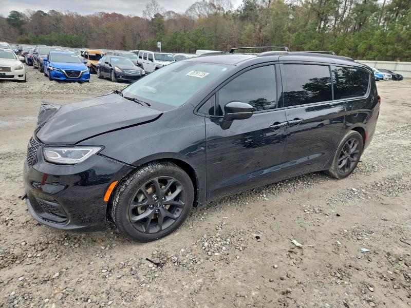 2021 CHRYSLER PACIFICA — VIN 2C4RC1FG4MR553075