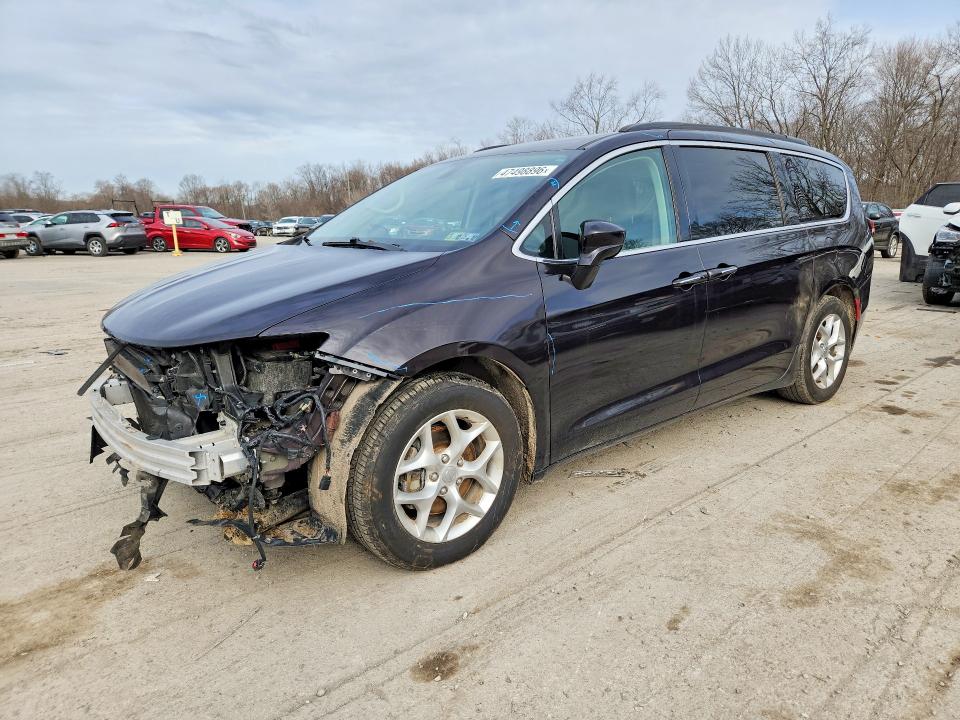 2018 CHRYSLER PACIFICA — VIN 2C4RC1FG0JR356951