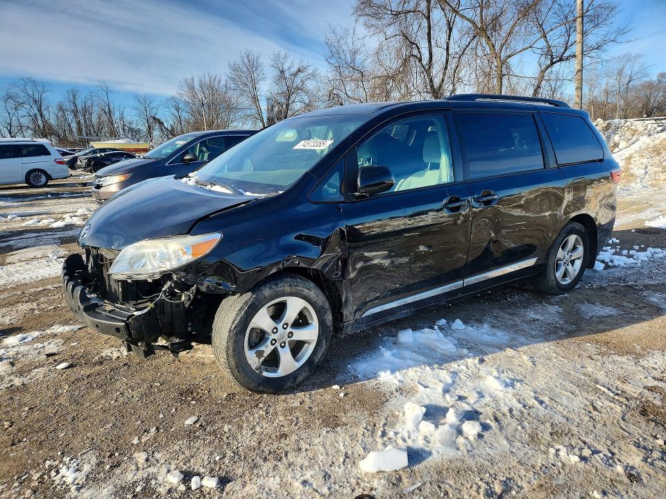 2017 TOYOTA SIENNA — VIN 5TDKZ3DC6HS874804