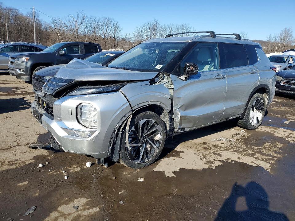 2022 MITSUBISHI OUTLANDER — VIN JA4J4VA83NZ017558