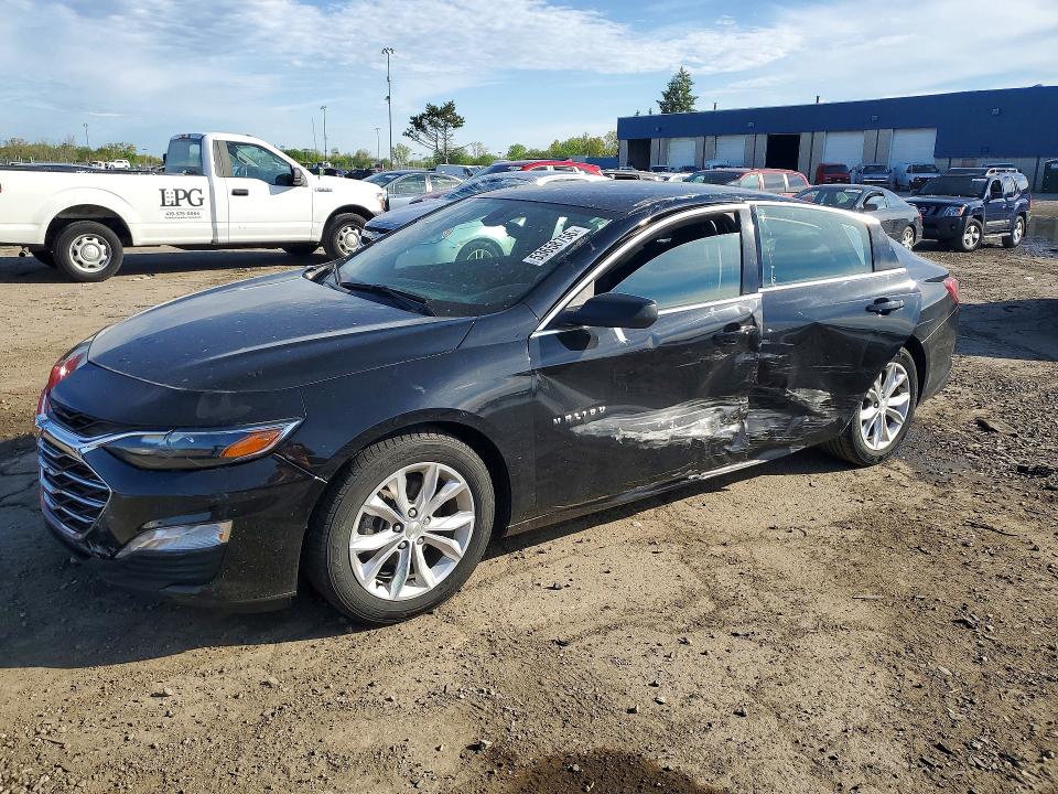 2019 CHEVROLET MALIBU — VIN 1G1ZD5ST8KF161883