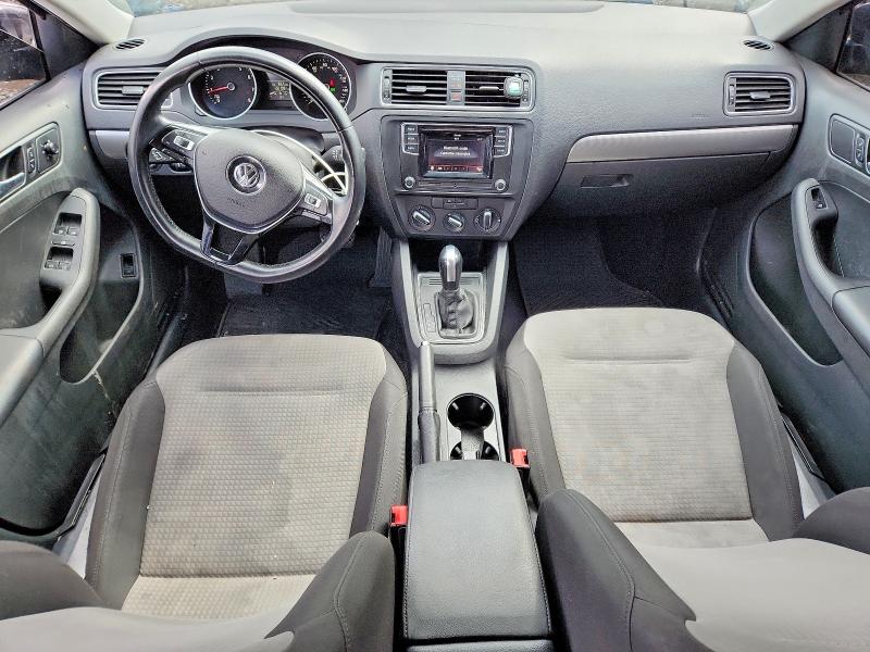 3VW2B7AJ9HM298508