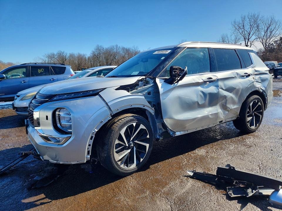 2022 MITSUBISHI OUTLANDER — VIN JA4J4VA82NZ007832