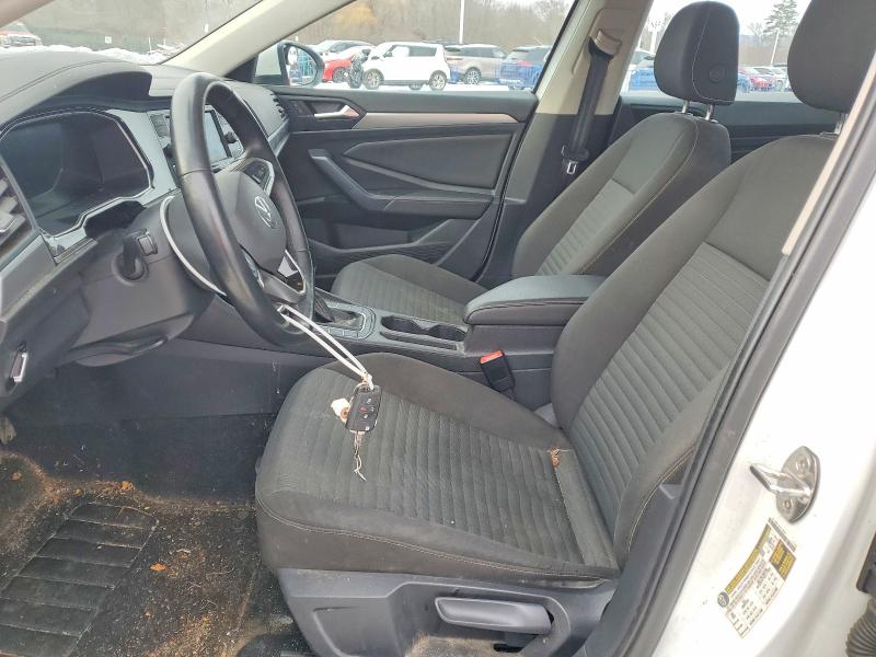 3VW5M7BU8RM067990