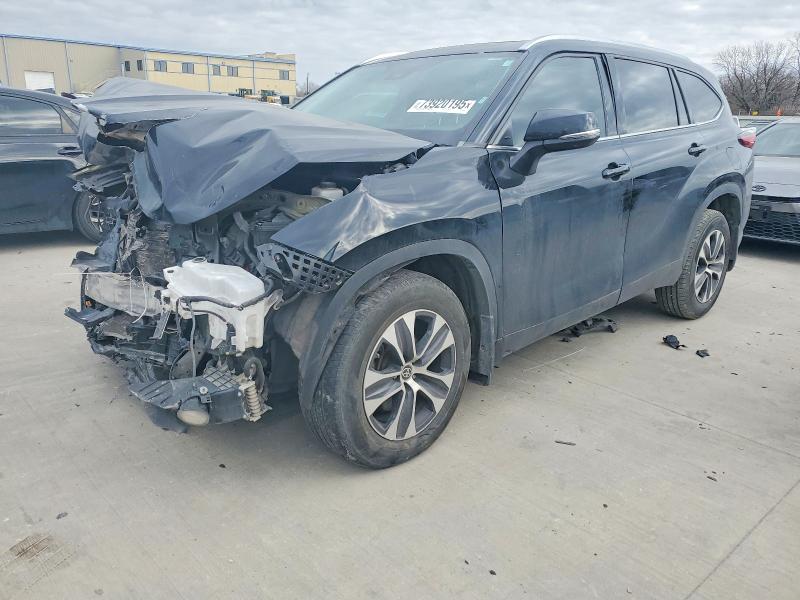 2021 TOYOTA HIGHLANDER — VIN 5TDGZRBH1MS559099