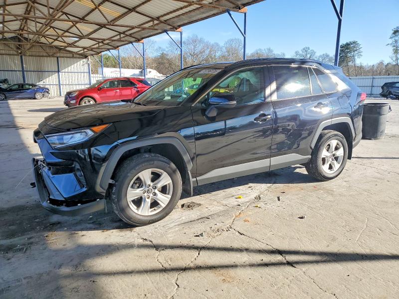 2021 TOYOTA RAV4 XLE — VIN 2T3P1RFV1MC156845