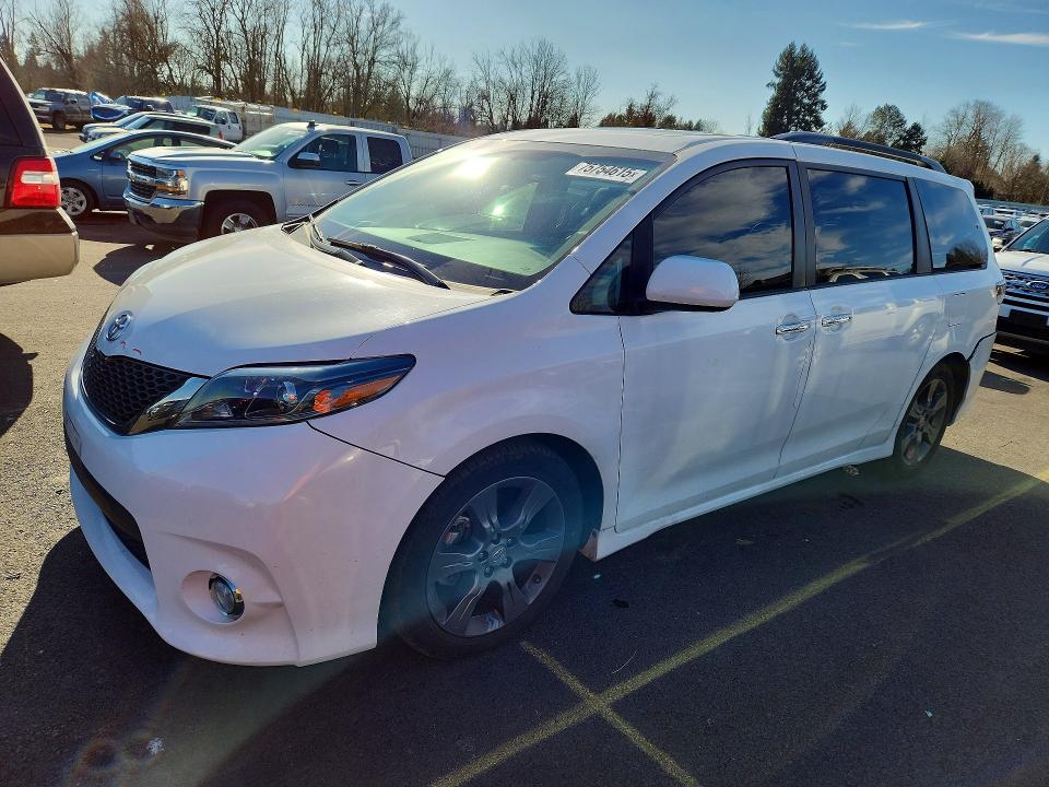 2016 TOYOTA SIENNA — VIN 5TDXK3DC4GS750328