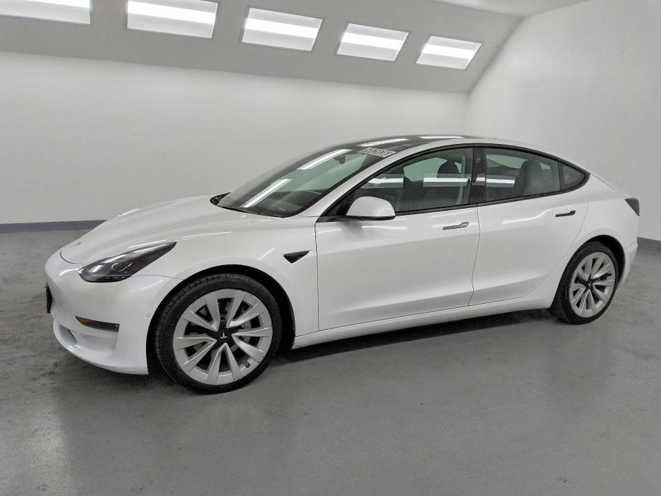 2022 TESLA MODEL 3 — VIN 5YJ3E1EB3NF300588