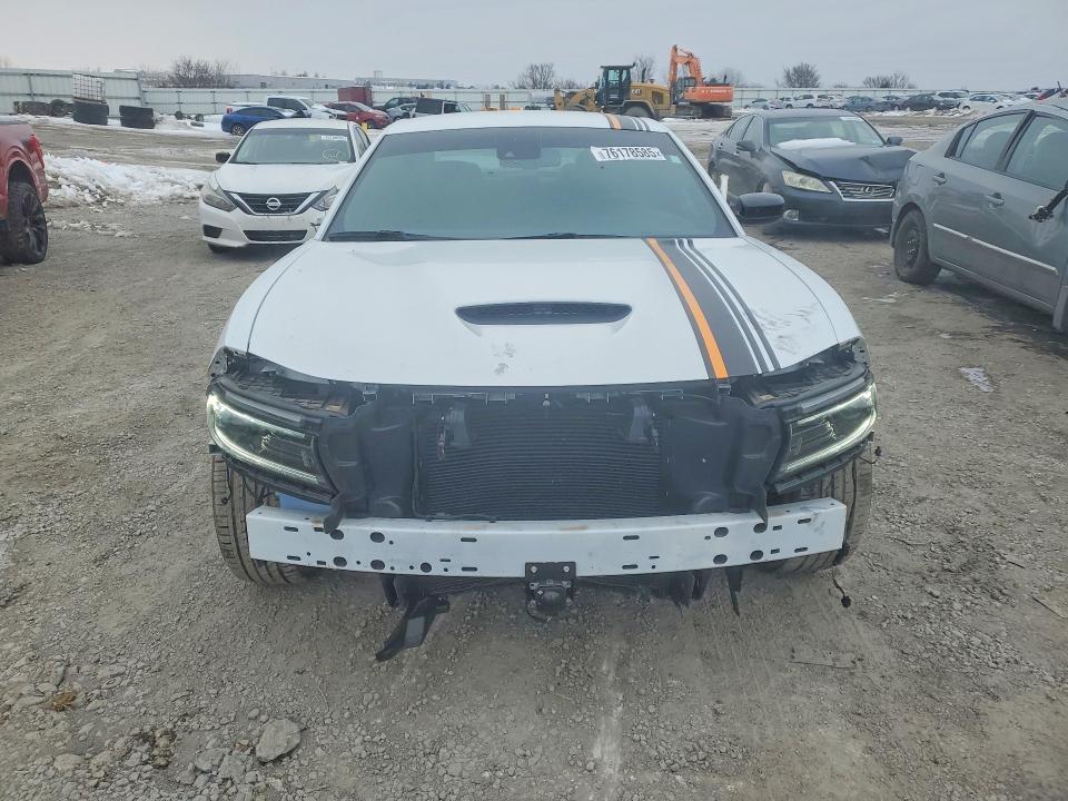 2C3CDXHG6PH635147