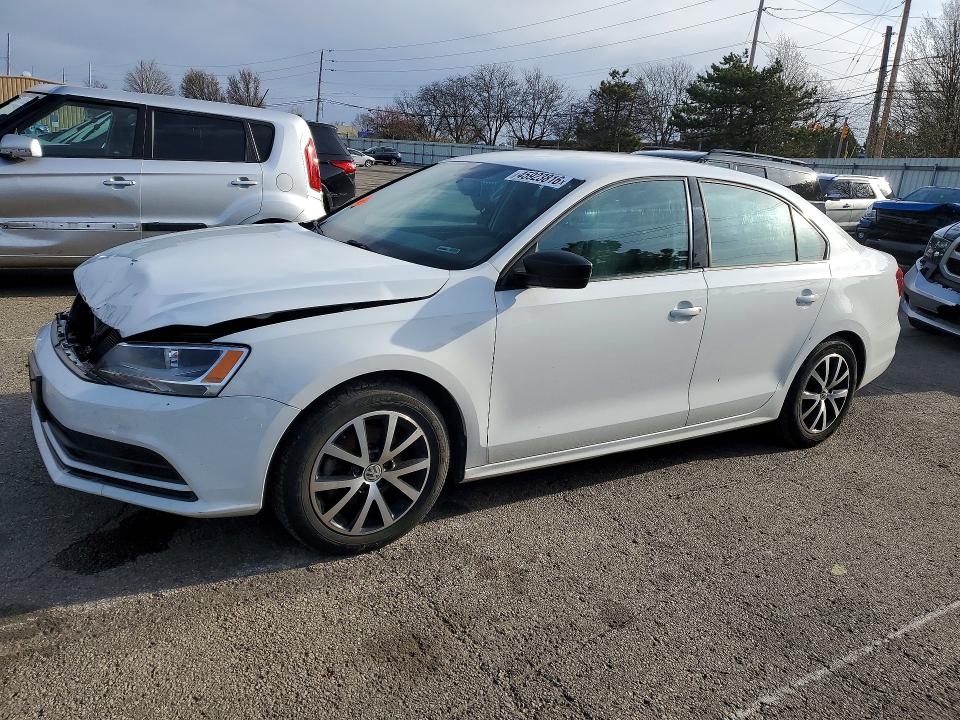2016 VOLKSWAGEN JETTA — VIN 3VWD67AJ0GM409670