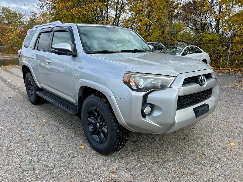 2015 TOYOTA 4RUNNER SR — VIN JTEBU5JR8F5203717