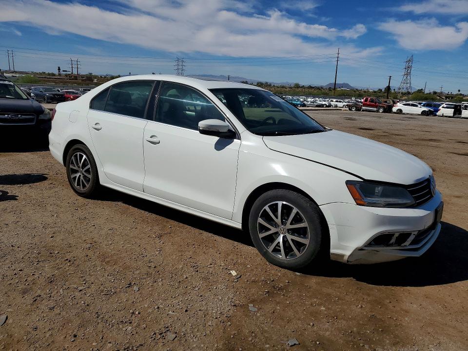 3VWDB7AJ9HM308267