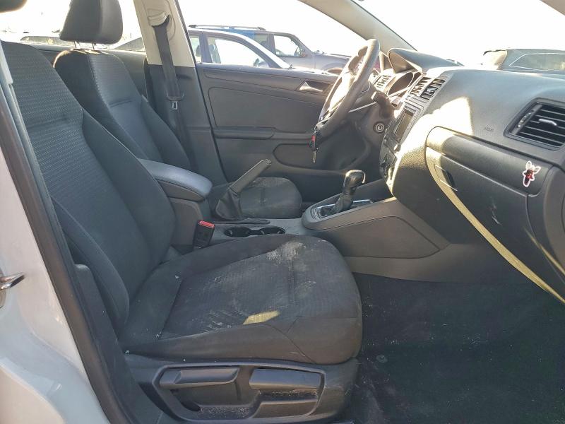 3VW267AJ2GM266292