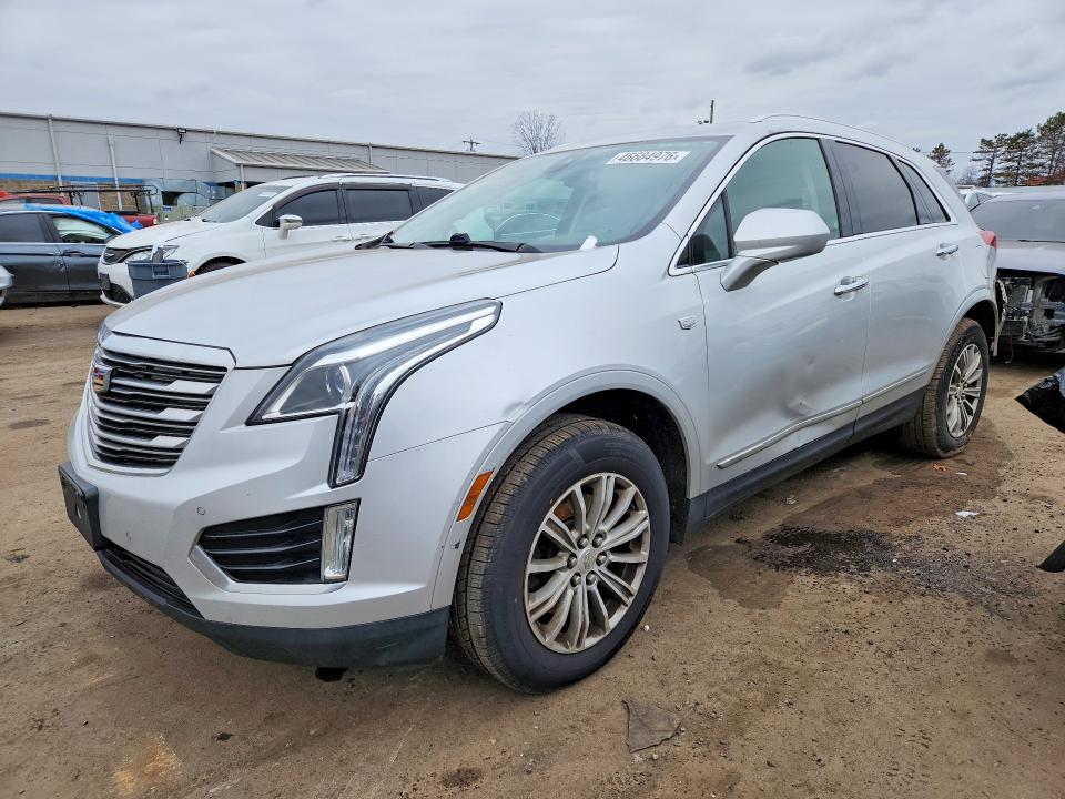 2017 CADILLAC XT5 — VIN 1GYKNDRS7HZ241044
