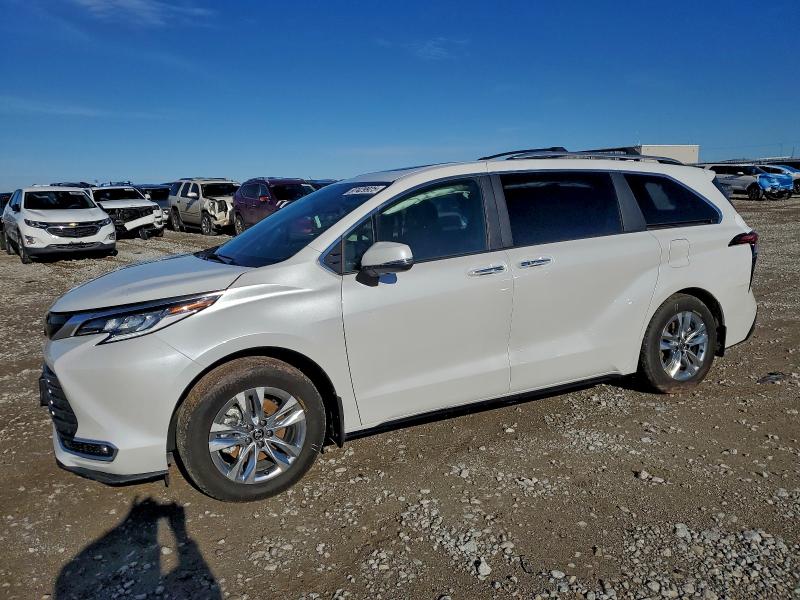 2025 TOYOTA SIENNA — VIN 5TDZRKEC1SS280071