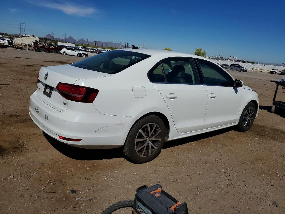 3VWDB7AJ9HM308267