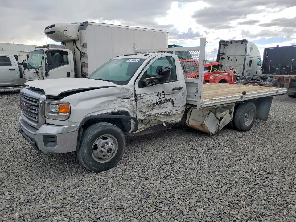 2016 GMC SIERRA — VIN 1GD32VCG0GF104293