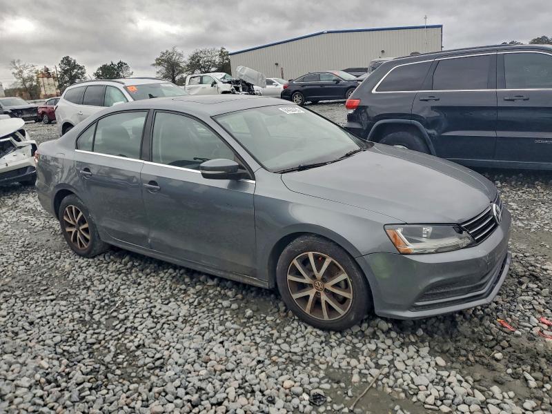 3VWDB7AJ4HM358302