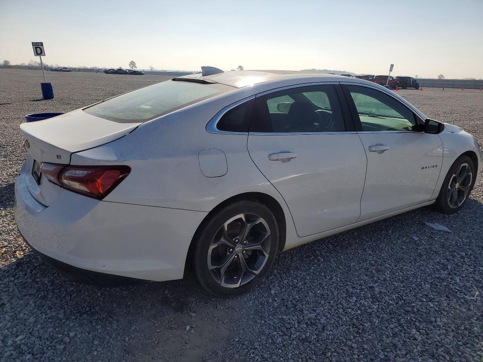 1G1ZD5ST6MF060179