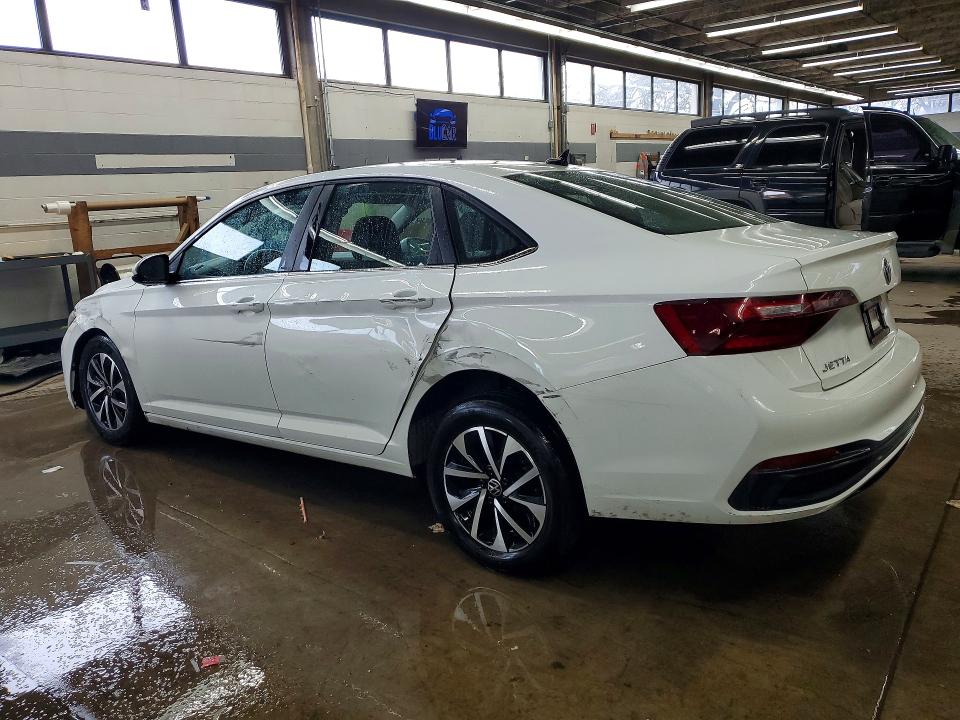 3VW5M7BU9RM028583