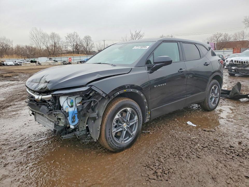 2025 CHEVROLET BLAZER — VIN 3GNKBCR42SS165173