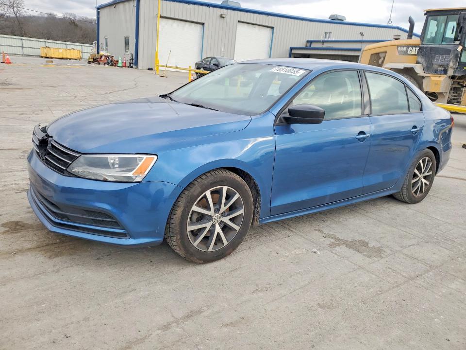 2016 VOLKSWAGEN JETTA — VIN 3VWD67AJXGM279025