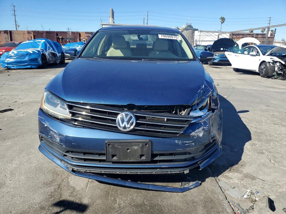 3VWDB7AJ7HM239823