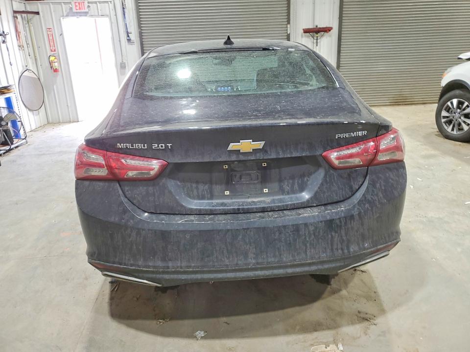 1G1ZE5SX9NF201666