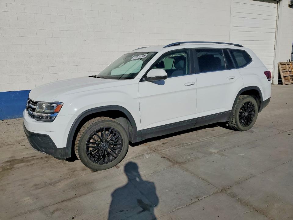 2018 VOLKSWAGEN ATLAS — VIN 1V2GR2CA0JC552424