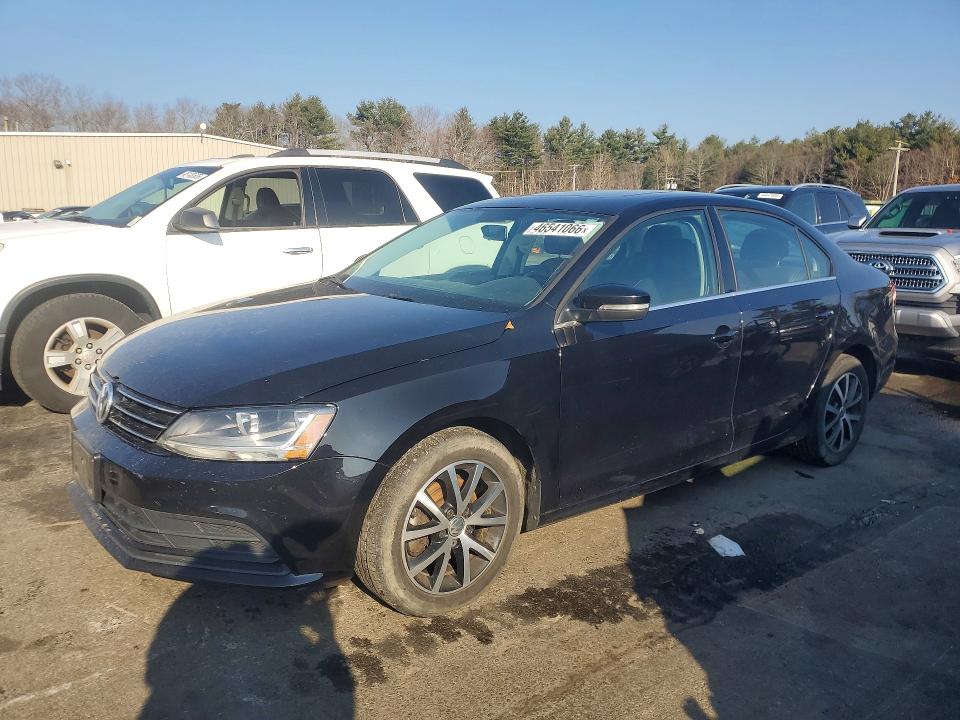 2017 VOLKSWAGEN JETTA — VIN 3VWB67AJ1HM393391