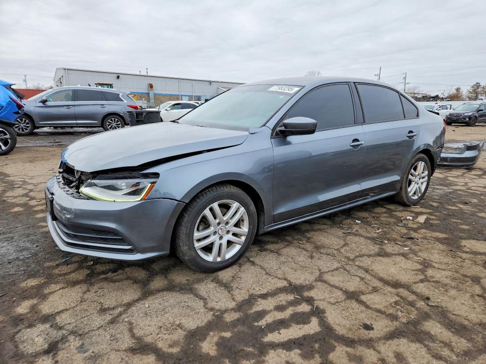 2018 VOLKSWAGEN JETTA — VIN 3VW2B7AJ5JM213069