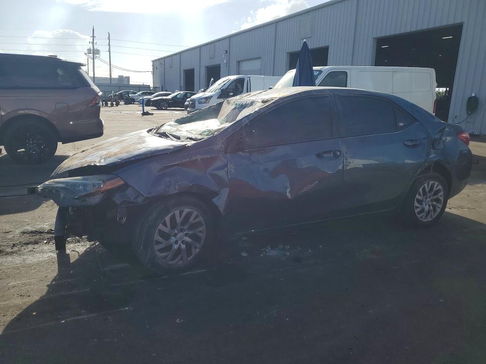 2018 TOYOTA COROLLA — VIN 2T1BURHE0JC104321