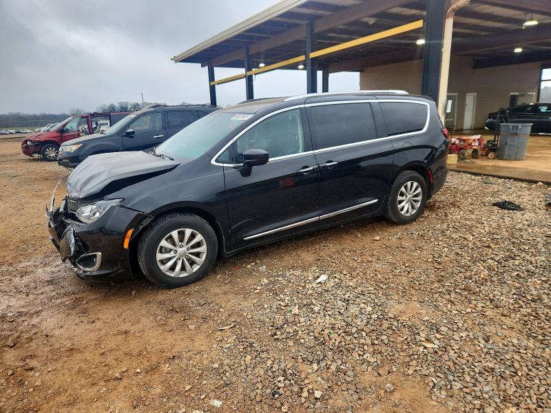 2019 CHRYSLER PACIFICA T — VIN 2C4RC1BG5KR650417