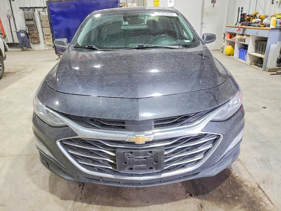 1G1ZE5SX9NF201666