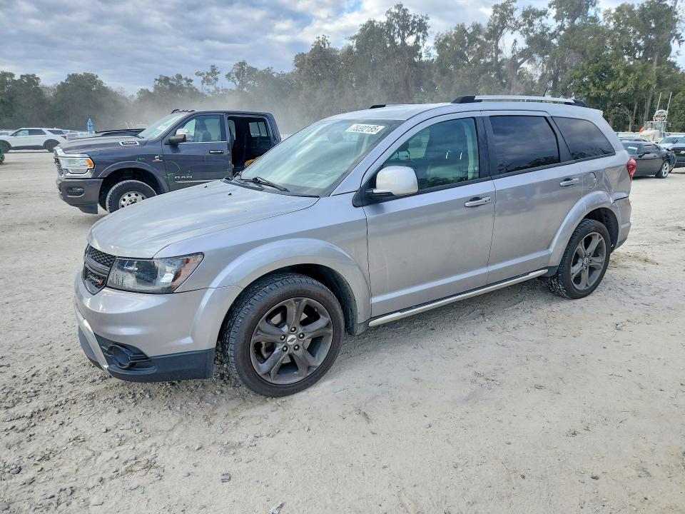 2018 DODGE JOURNEY — VIN 3C4PDCGG1JT156723