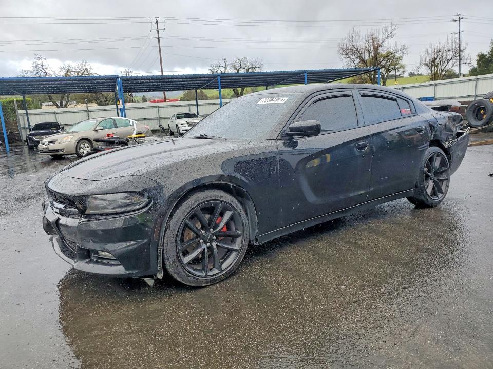 2016 DODGE CHARGER — VIN 2C3CDXHG0GH330372
