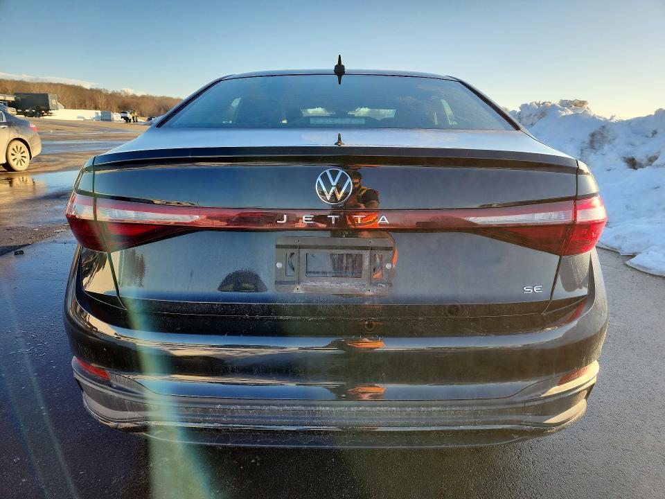 3VW7X7BU1SM057159