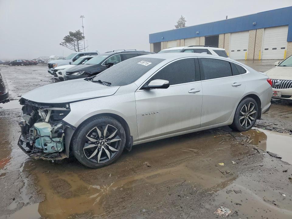 2018 CHEVROLET MALIBU — VIN 1G1ZD5ST1JF183819