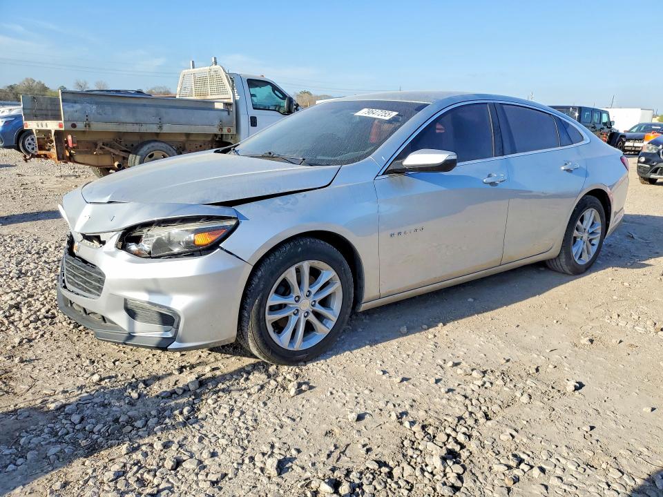 2018 CHEVROLET MALIBU — VIN 1G1ZD5ST4JF121492