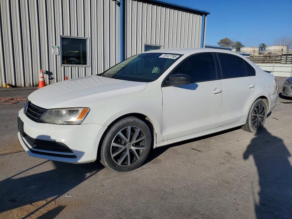 2016 VOLKSWAGEN JETTA — VIN 3VWD67AJ4GM260535